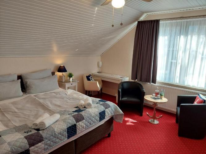 באד צווישנהם Hotel Rosmarin חדר תמונה