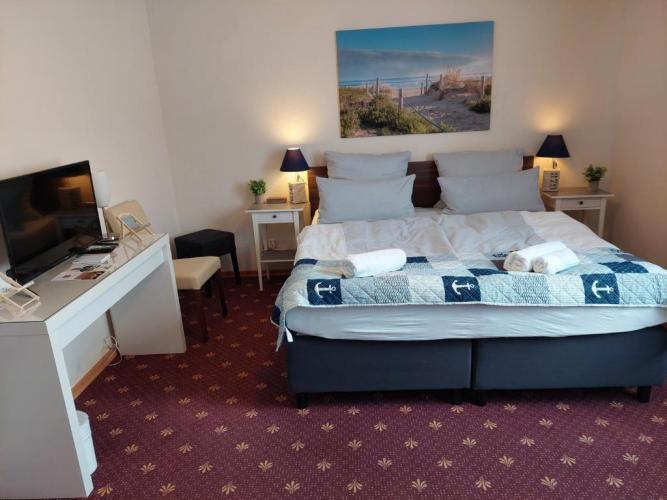 באד צווישנהם Hotel Rosmarin חדר תמונה