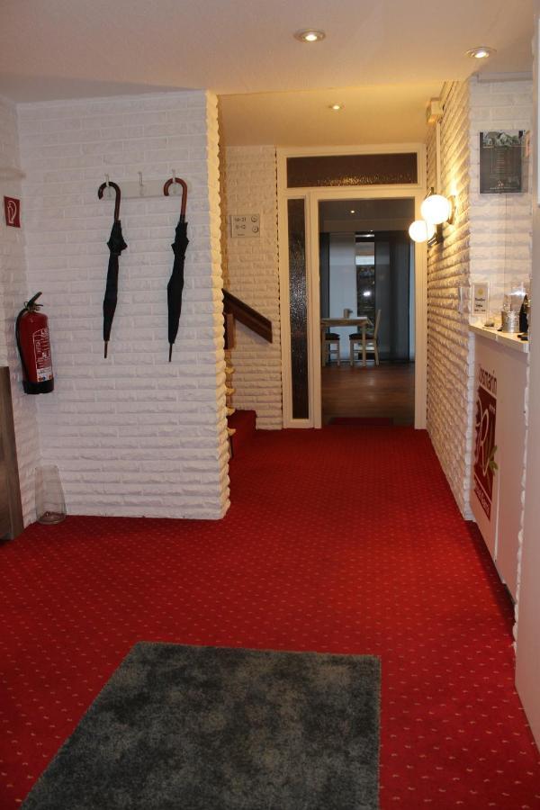 באד צווישנהם Hotel Rosmarin מראה חיצוני תמונה