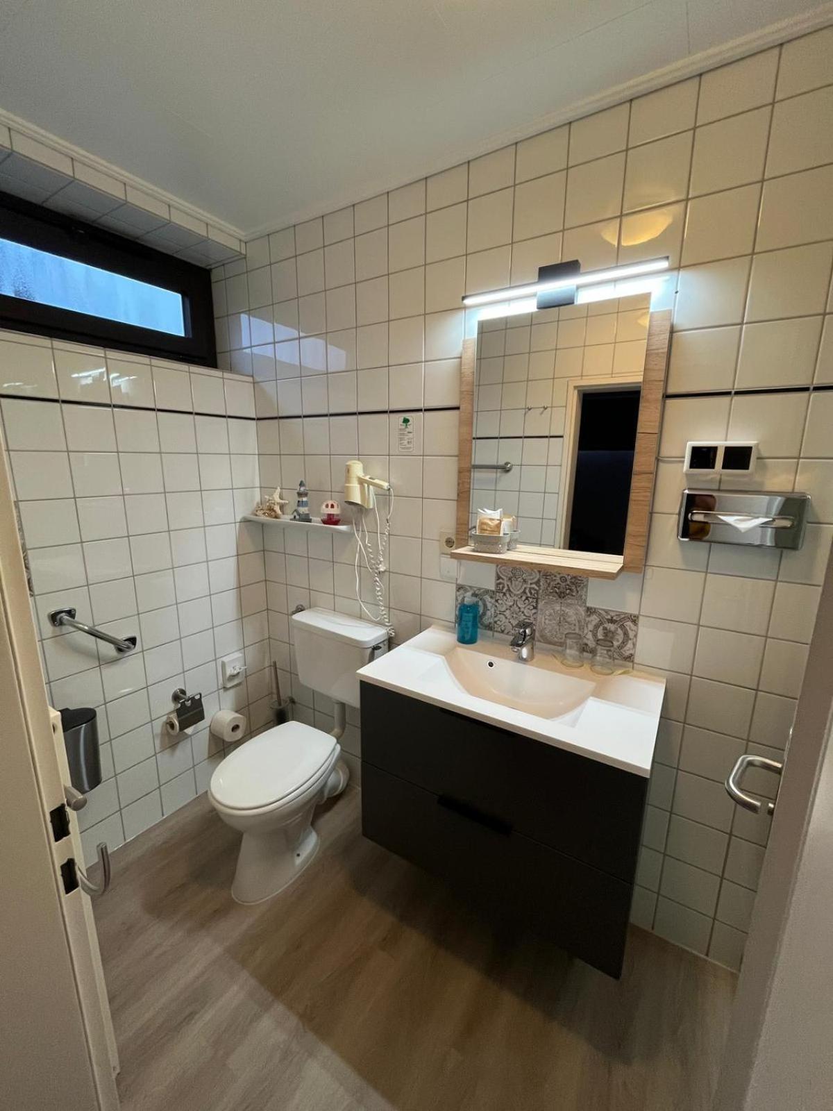 באד צווישנהם Hotel Rosmarin מראה חיצוני תמונה
